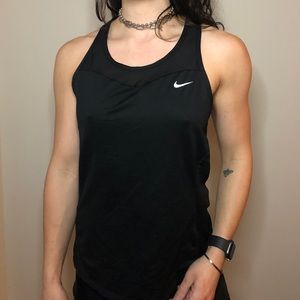 nike workout top